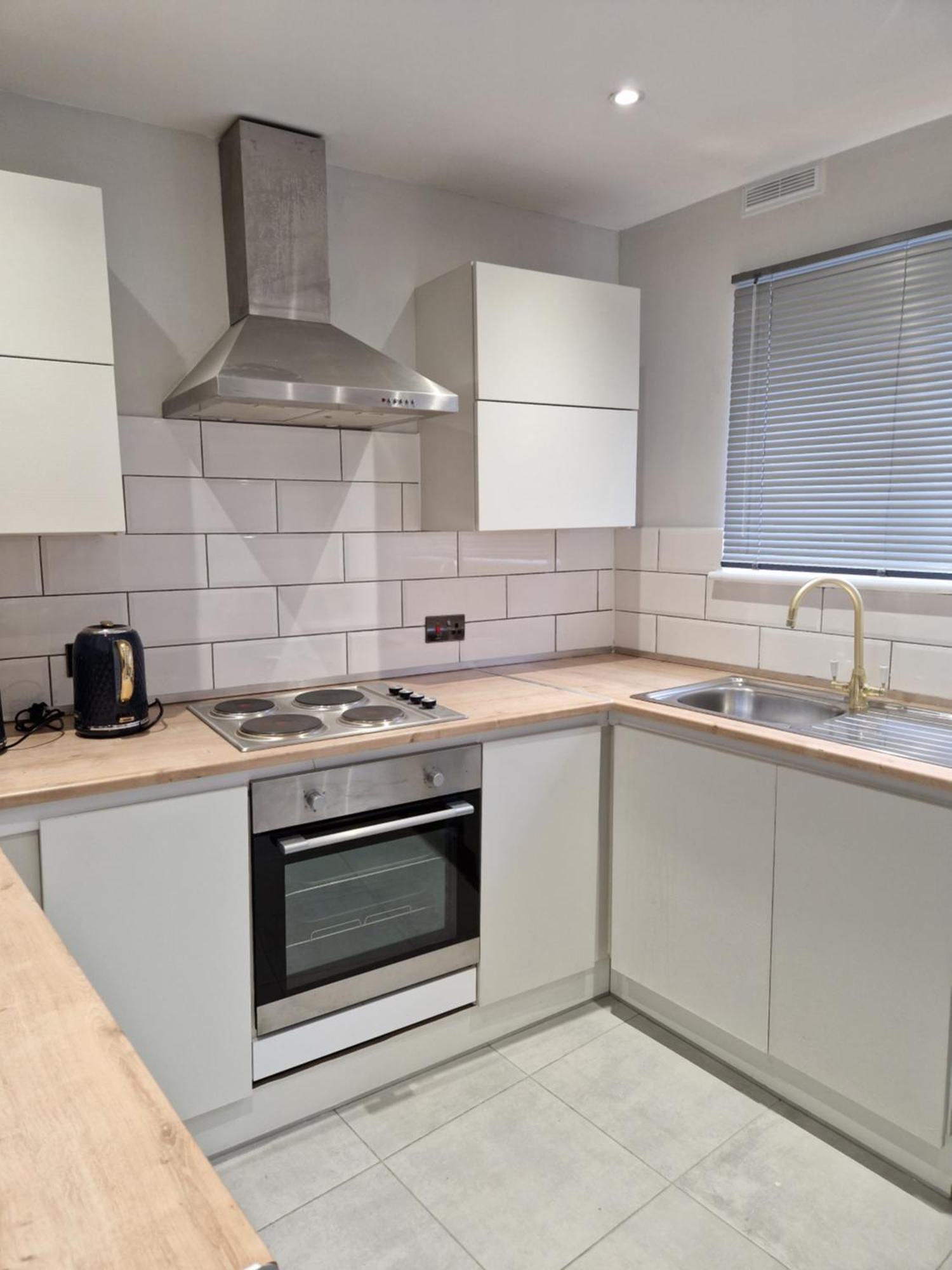 Stylish 2 Bed Home- Short Walk To Tottenham Stadium/Stations London Exterior photo